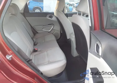 2020 Kia Soul Lx z USA, uszkodzony, nr VIN KNDJ23AUXL7117758